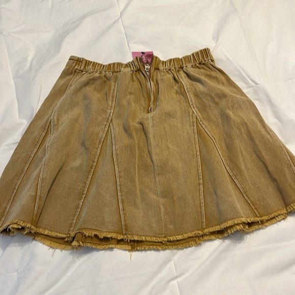 Molly Green Golden denim skirt - Picture 2 of 8